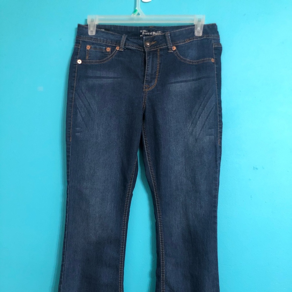 Bootcut midrise jeans